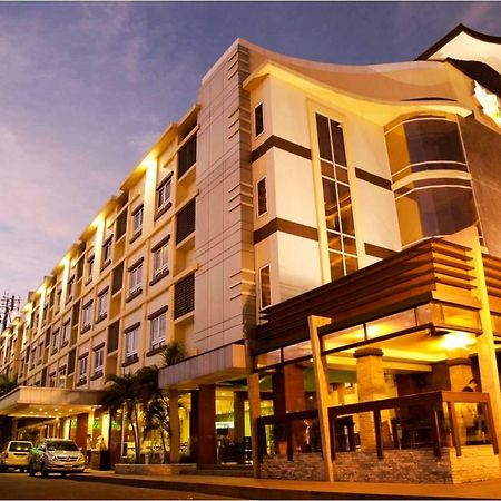 Mo2 Westown Hotel Iloilo Eksteriør billede