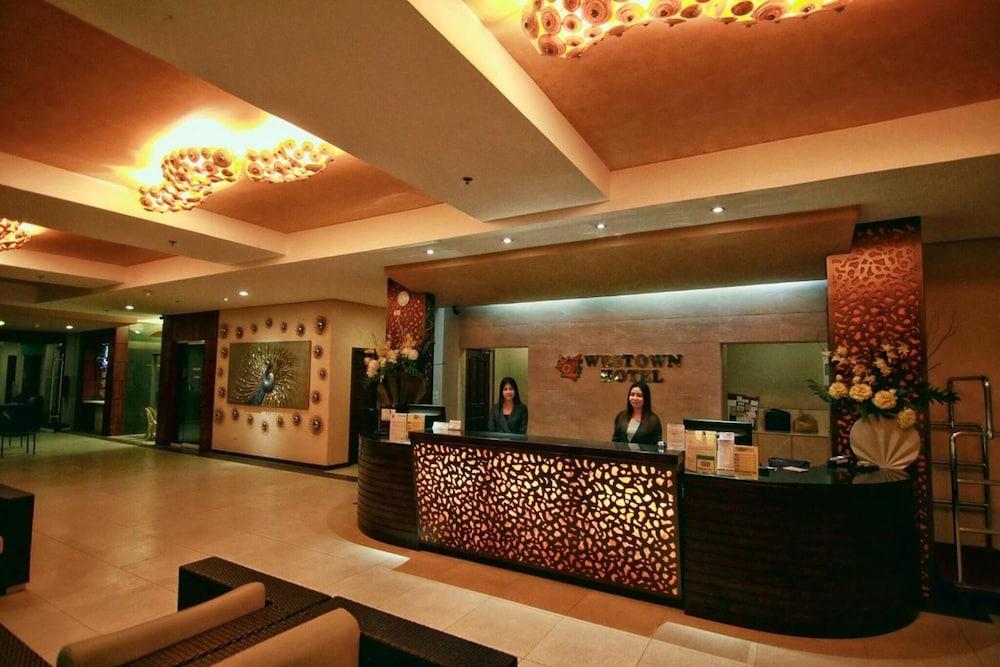 Mo2 Westown Hotel Iloilo Eksteriør billede