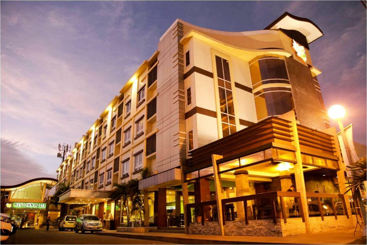 Mo2 Westown Hotel Iloilo Eksteriør billede