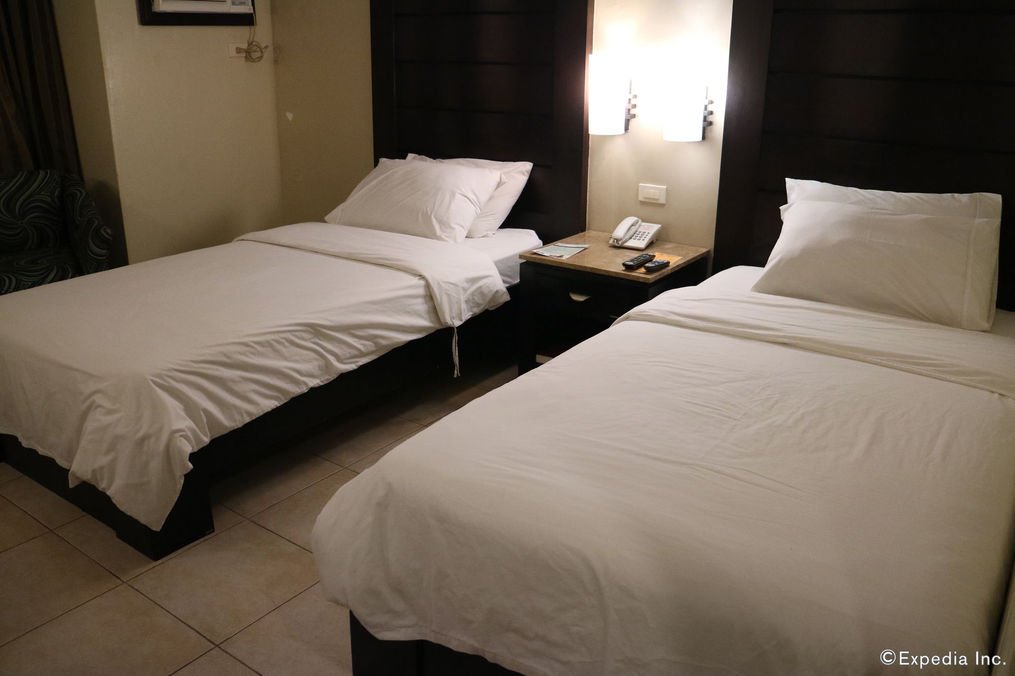 Mo2 Westown Hotel Iloilo Eksteriør billede