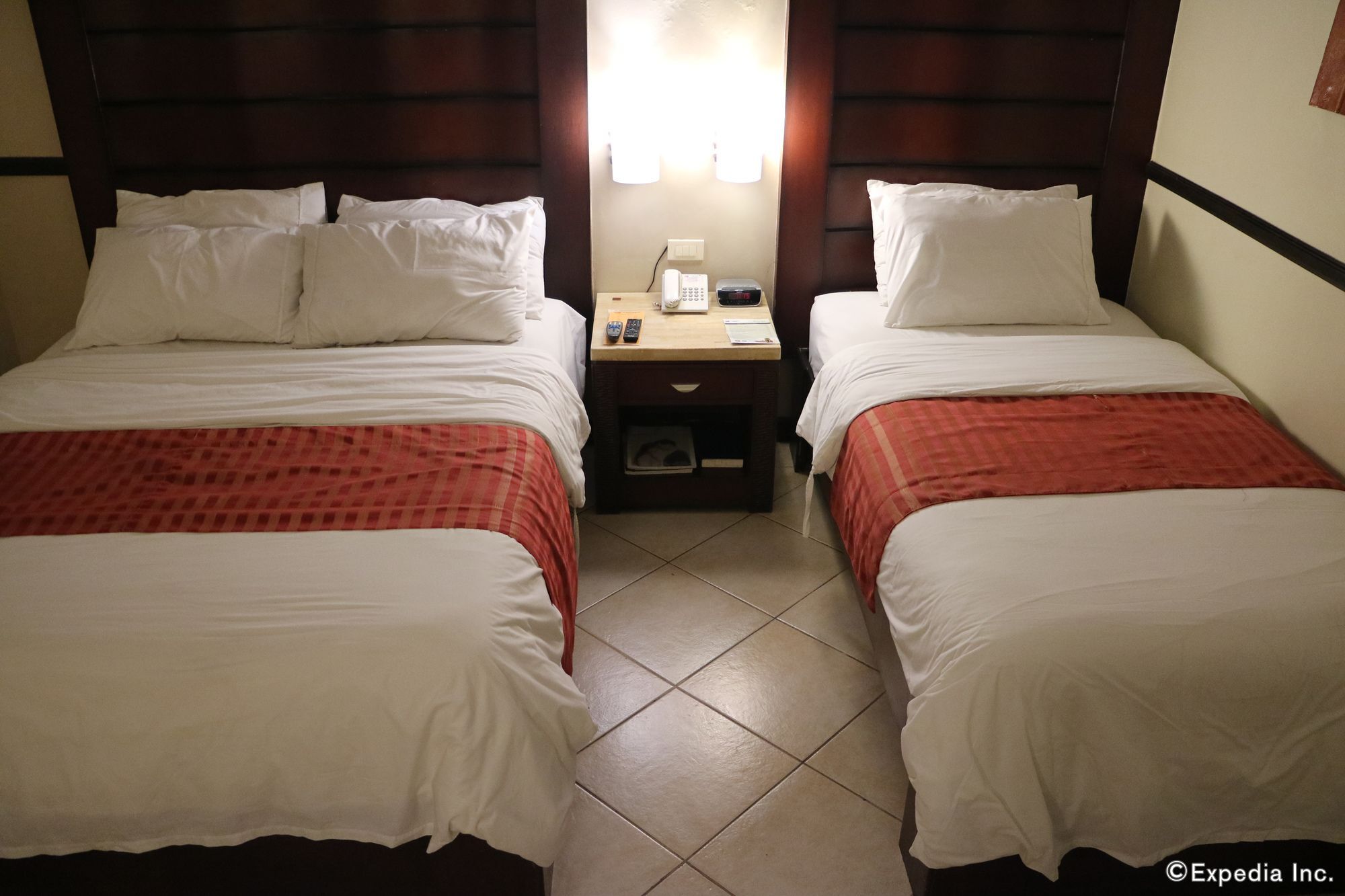 Mo2 Westown Hotel Iloilo Eksteriør billede